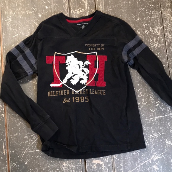Tommy Hilfiger top - Picture 1 of 1